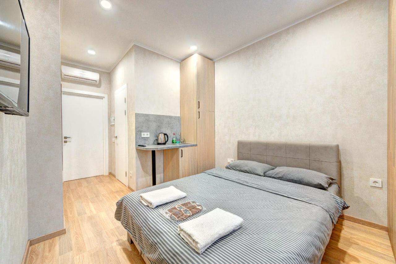 1 Room Apartment Near National Circus 키예프 외부 사진