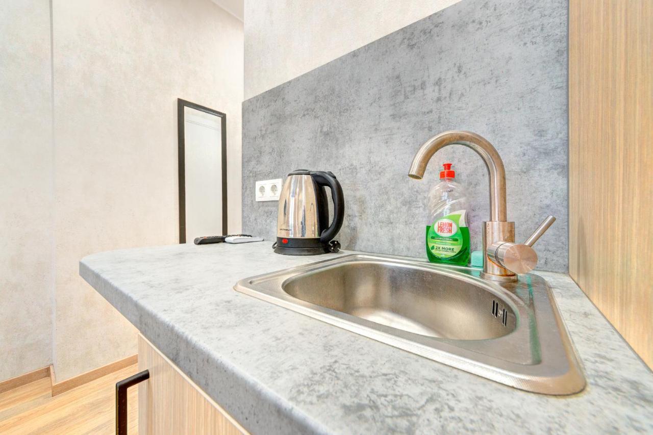 1 Room Apartment Near National Circus 키예프 외부 사진