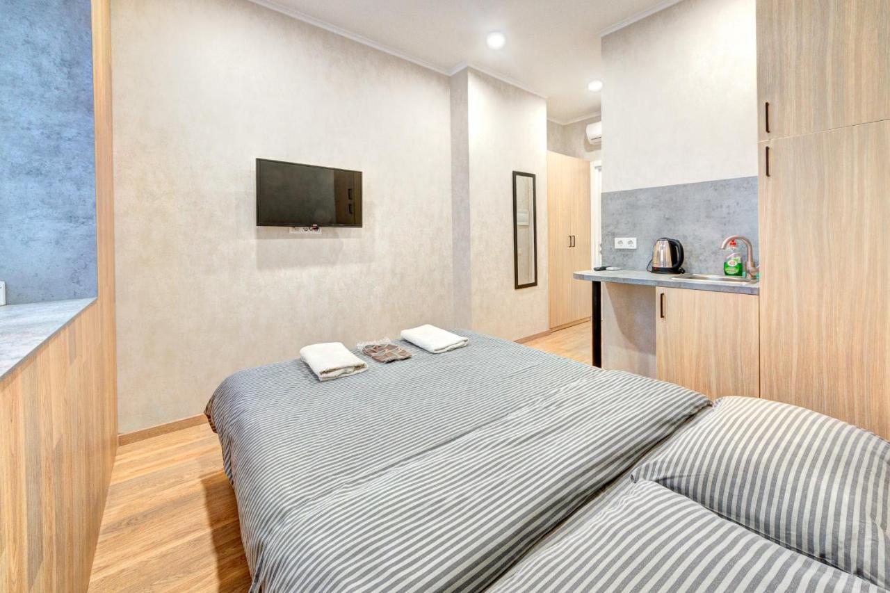 1 Room Apartment Near National Circus 키예프 외부 사진